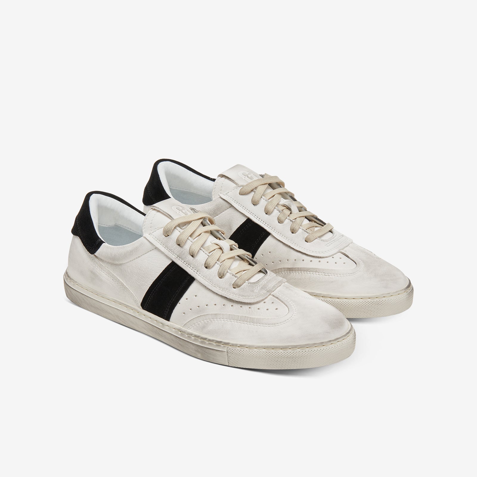 Greats - The Charlie Distressed - White/Black - Men's Shoe – GREATS