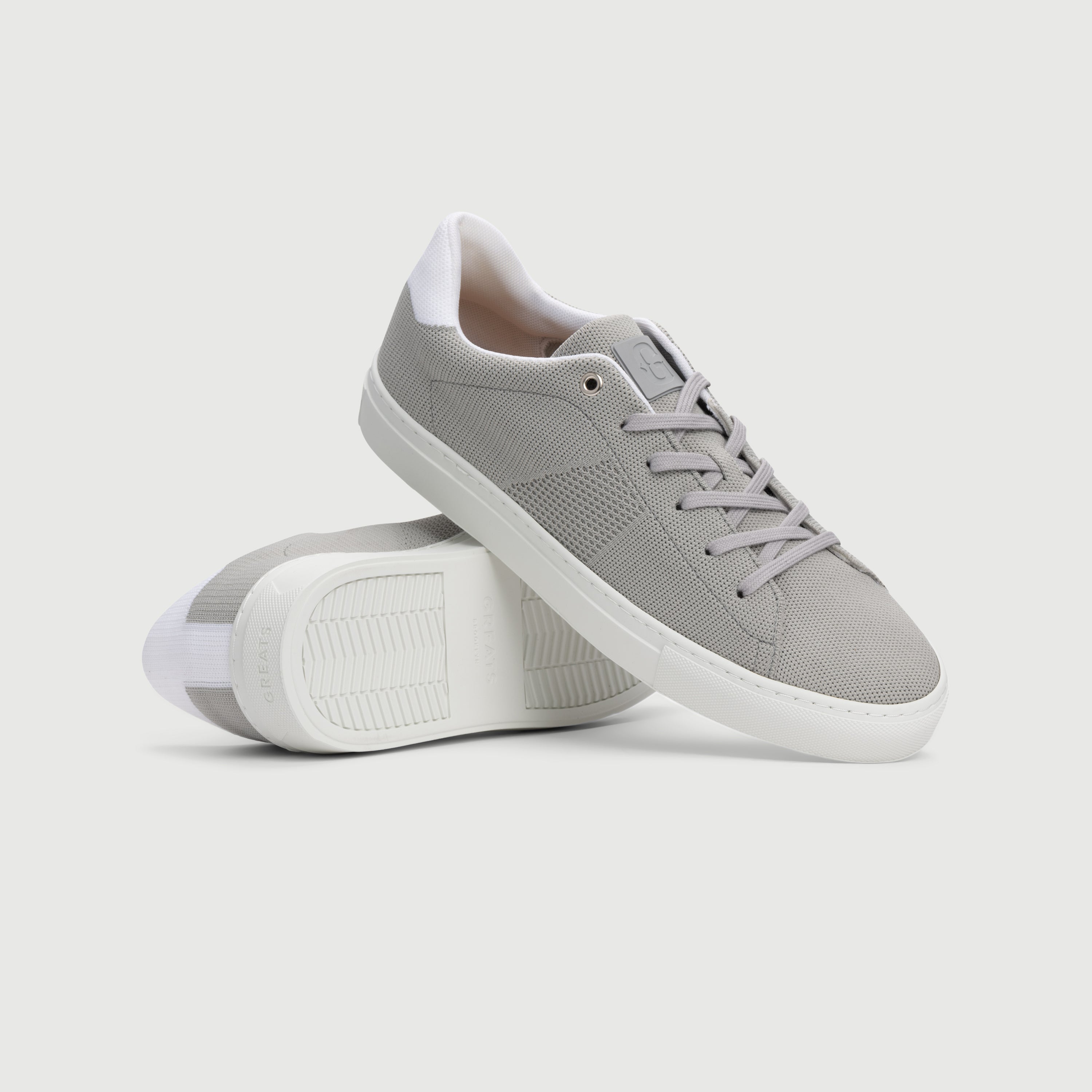 The Royale Knit 2.0 - Grey White