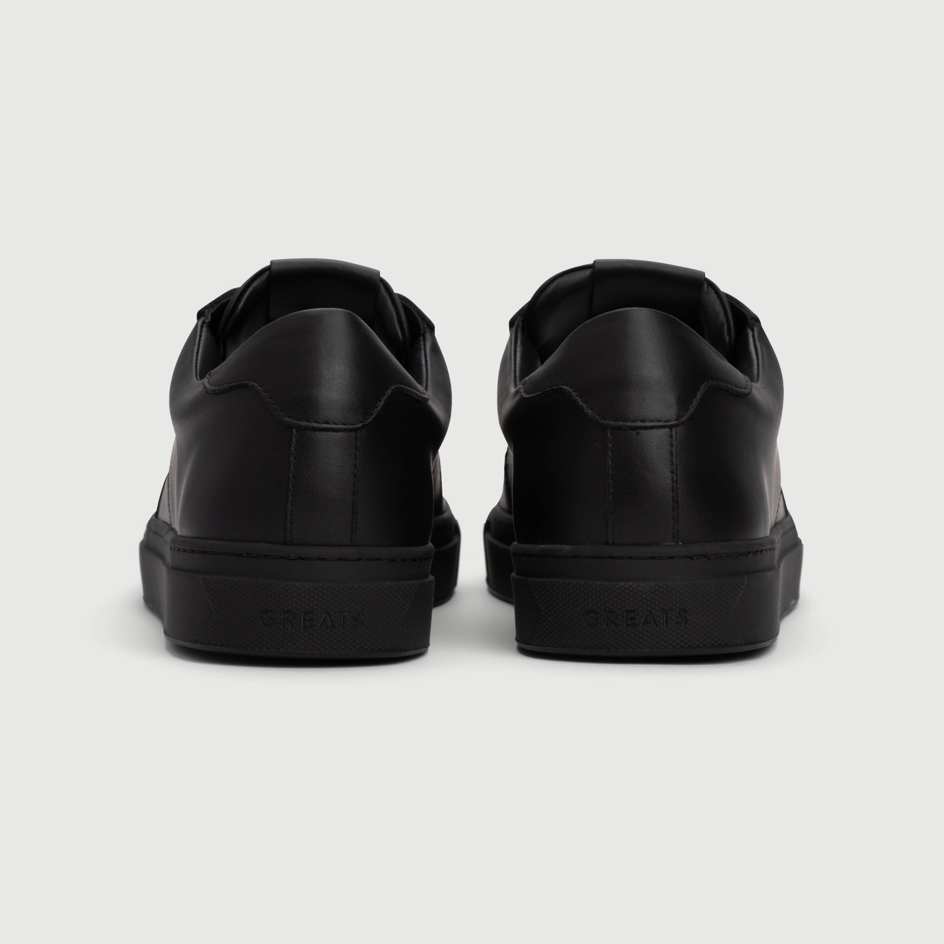 13 / Triple Black 13 / Triple Black